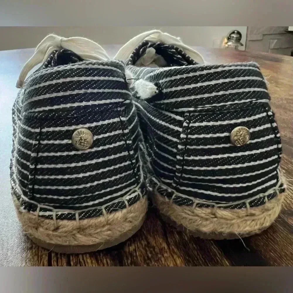 Tommy Bahama tommy bahama